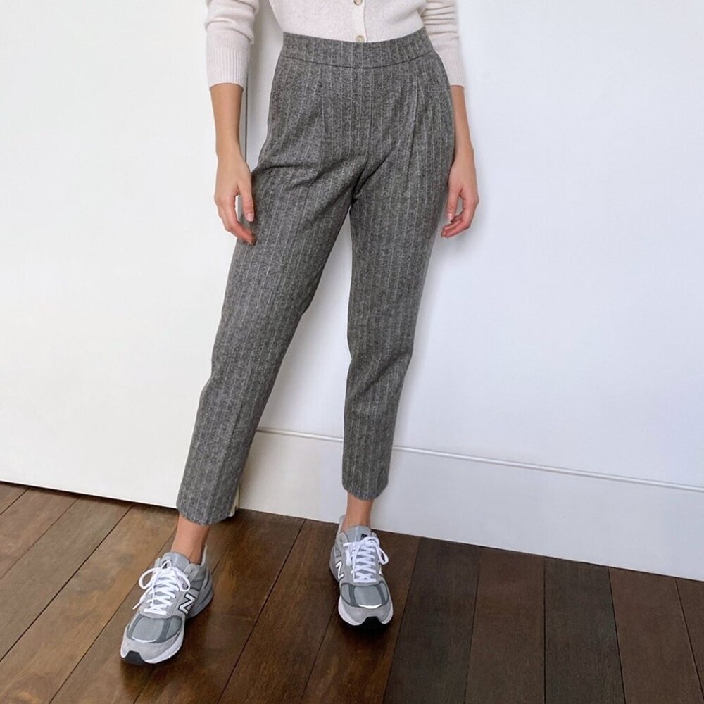Aritzia Babaton Conan Pants, Size 0, Ankle-Length, Gray, Inseam 23.5"